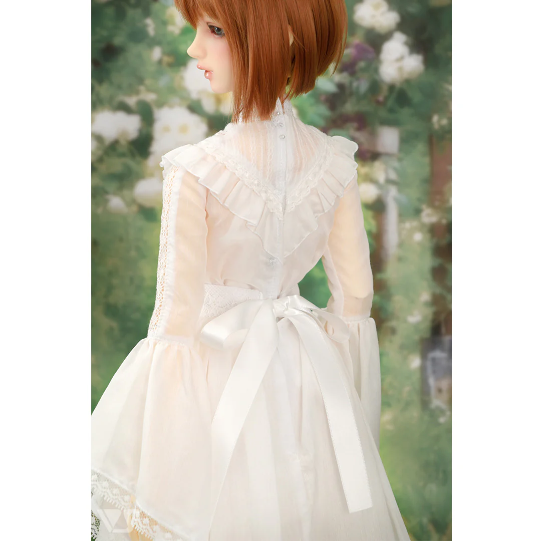 Elegant White Dress - Image 3