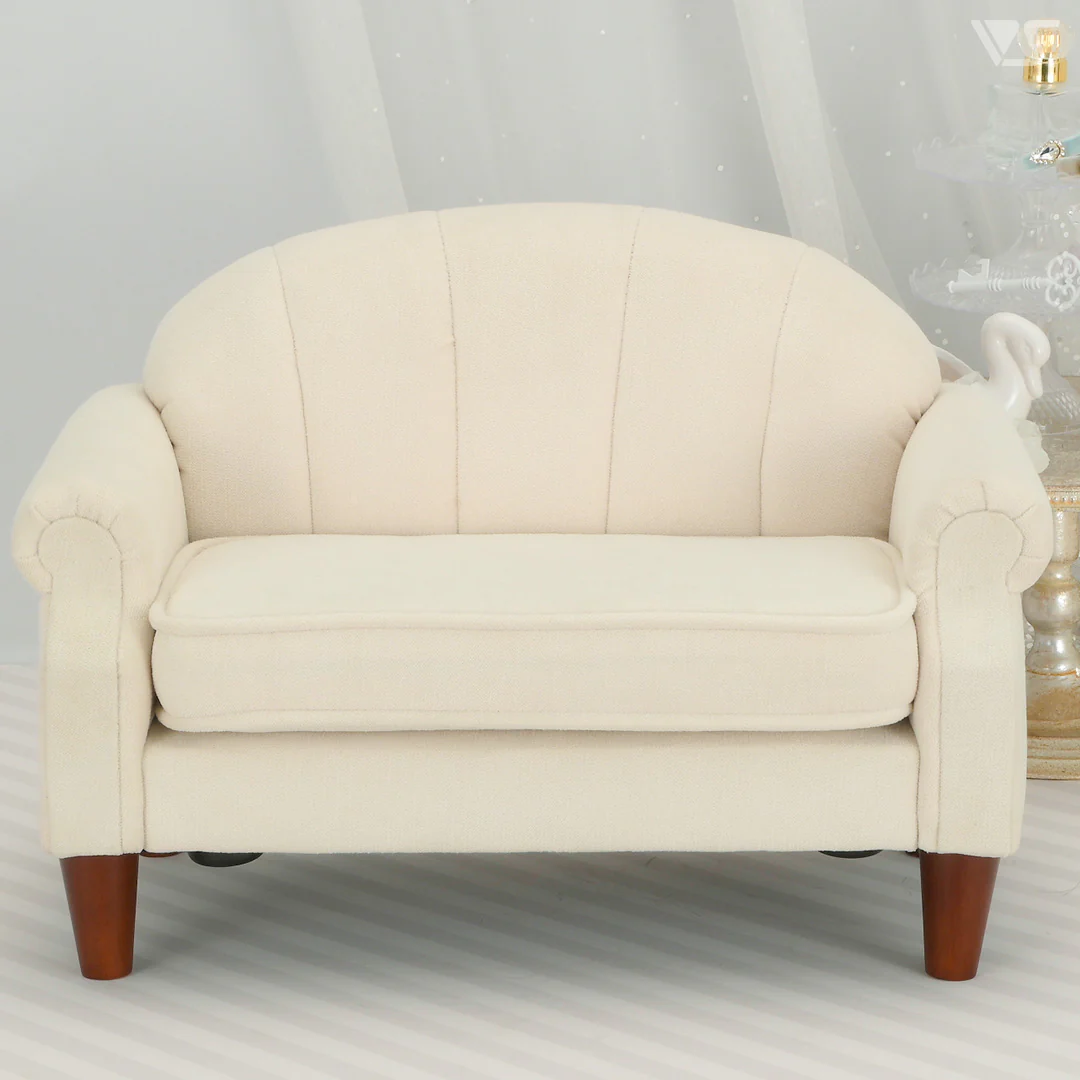 Shell Back Sofa (White)