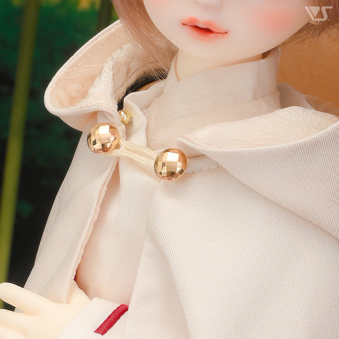 Pure White Cape - Image 4
