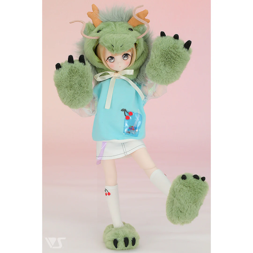 Fluffy Dragon Gloves & Slippers Set - Image 2