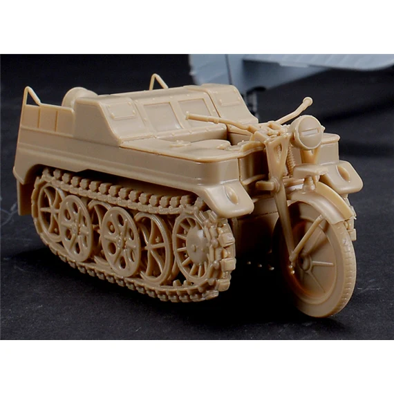 1/32 SdKfz2 Kettenkrad - Image 4